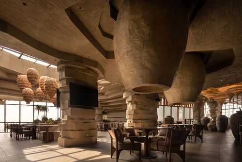Mocha Pune Cafe: сучасна кав'ярня з атмосферою стародавніх каменоломень