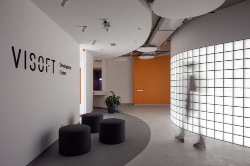 Інтер’єр львівського офісу для IT-компанії Visoft від LTStudio 