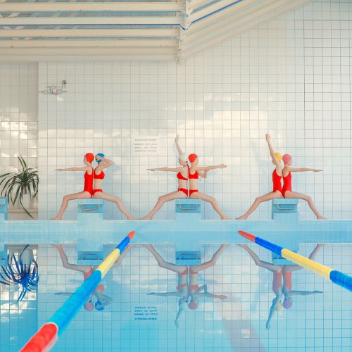 Swimming Pool: синхронная фотография от Марии Шварбовой